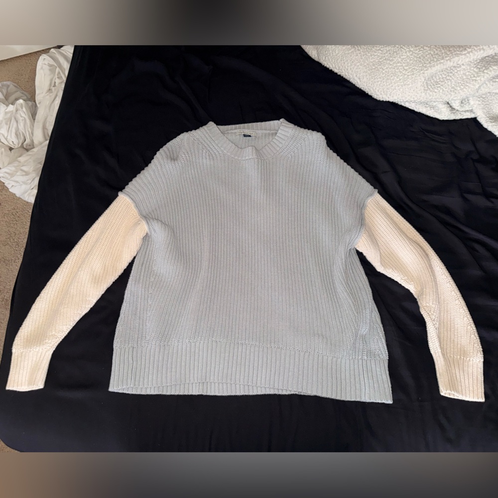 American Eagle Outfitters Light blue Knit Sweater